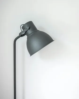 Iluminación interior en un espacio preparado para su uso