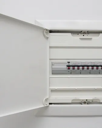Cuadro de distribución y protecciones de una instalación eléctrica